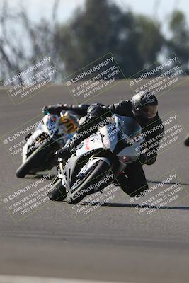 media/Nov-02-2025-Lets Ride (Sun) [[f7a3caa734]]/B Group/1220pm (Turn 2 Outside)/